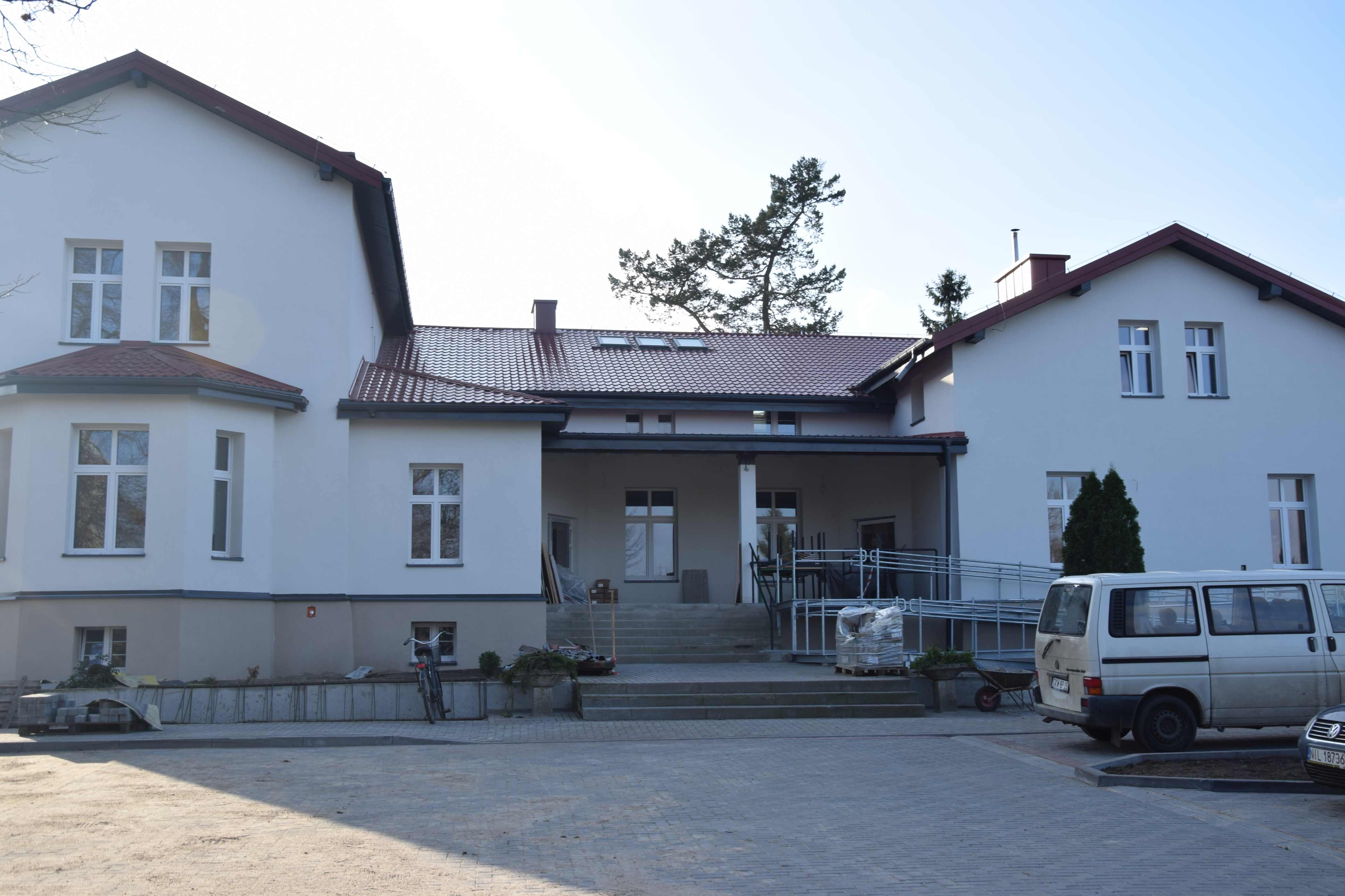 Szkoła Podstawowa w Lasecznie